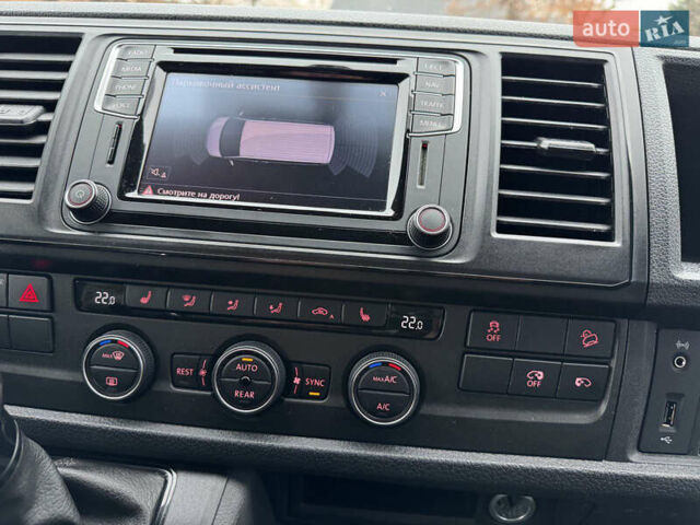 Черный Фольксваген Каравелла, объемом двигателя 1.97 л и пробегом 282 тыс. км за 26500 $, фото 21 на Automoto.ua