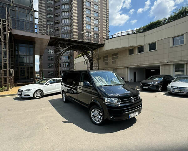 Черный Фольксваген Каравелла, объемом двигателя 1.97 л и пробегом 178 тыс. км за 29000 $, фото 2 на Automoto.ua