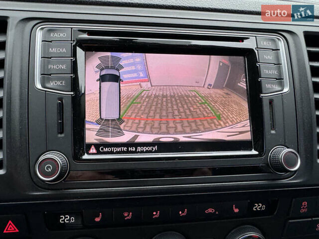 Черный Фольксваген Каравелла, объемом двигателя 1.97 л и пробегом 282 тыс. км за 26500 $, фото 16 на Automoto.ua