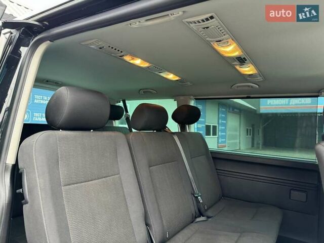 Черный Фольксваген Каравелла, объемом двигателя 1.97 л и пробегом 282 тыс. км за 26500 $, фото 8 на Automoto.ua