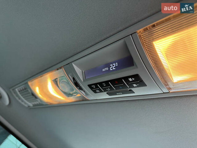 Черный Фольксваген Каравелла, объемом двигателя 1.97 л и пробегом 282 тыс. км за 26500 $, фото 25 на Automoto.ua