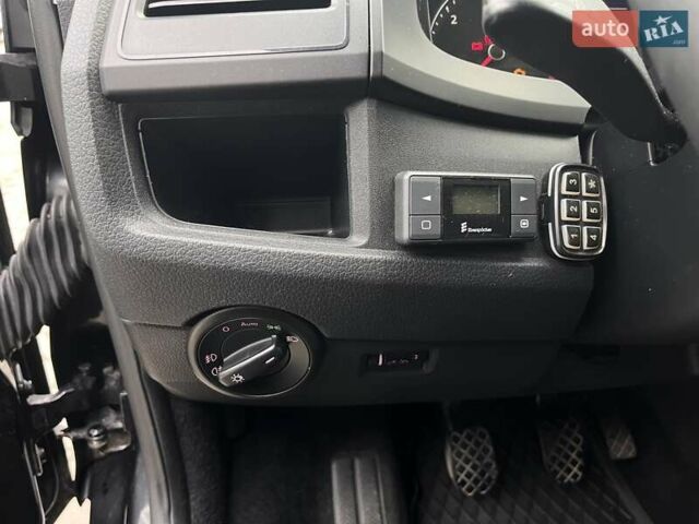 Черный Фольксваген Каравелла, объемом двигателя 1.97 л и пробегом 90 тыс. км за 29999 $, фото 15 на Automoto.ua