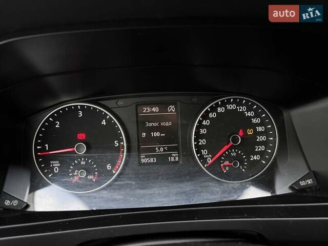 Черный Фольксваген Каравелла, объемом двигателя 1.97 л и пробегом 90 тыс. км за 29999 $, фото 17 на Automoto.ua