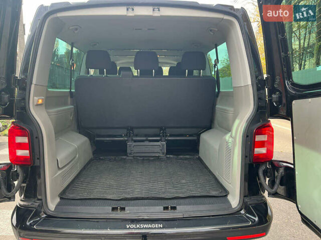 Черный Фольксваген Каравелла, объемом двигателя 2 л и пробегом 235 тыс. км за 31744 $, фото 12 на Automoto.ua