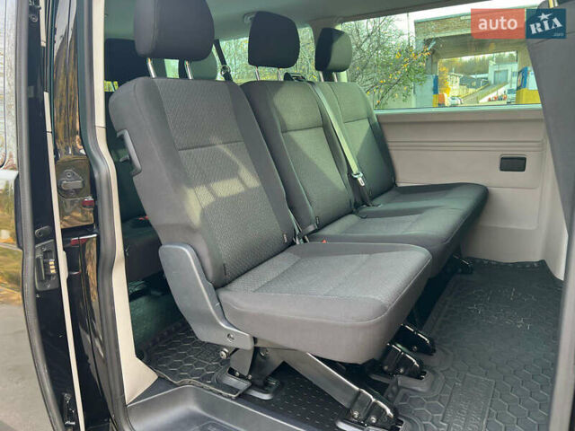 Черный Фольксваген Каравелла, объемом двигателя 2 л и пробегом 235 тыс. км за 31744 $, фото 11 на Automoto.ua