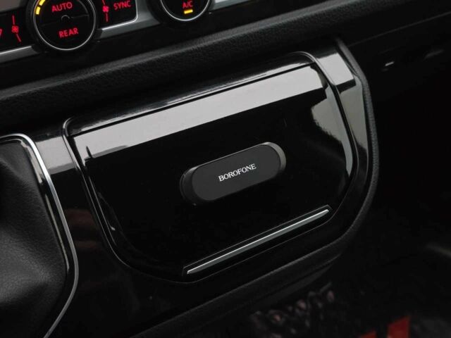 Чорний Фольксваген Каравелла, об'ємом двигуна 1.97 л та пробігом 167 тис. км за 37499 $, фото 16 на Automoto.ua