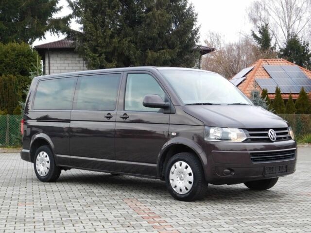 Коричневий Фольксваген Каравелла, об'ємом двигуна 2 л та пробігом 222 тис. км за 10200 $, фото 1 на Automoto.ua