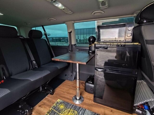 Коричневый Фольксваген Каравелла, объемом двигателя 2 л и пробегом 262 тыс. км за 10000 $, фото 18 на Automoto.ua