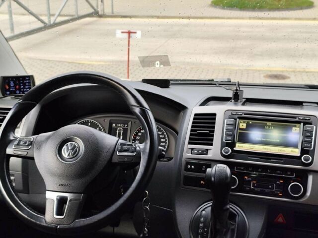 Коричневый Фольксваген Каравелла, объемом двигателя 2 л и пробегом 262 тыс. км за 10000 $, фото 10 на Automoto.ua