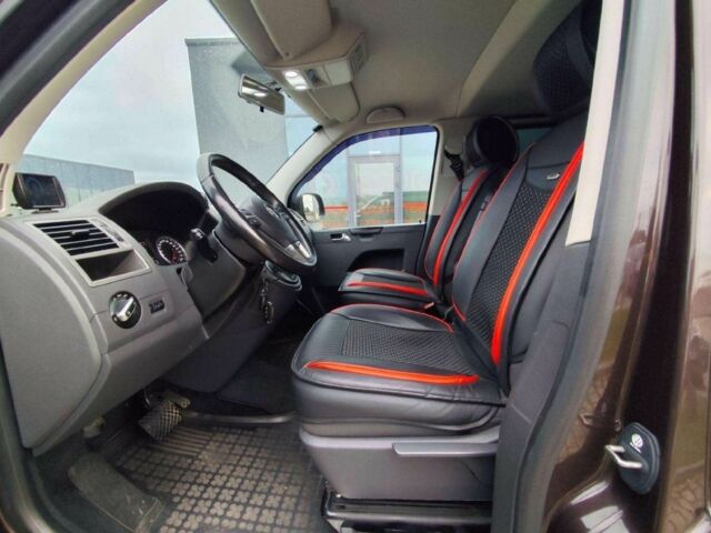 Коричневый Фольксваген Каравелла, объемом двигателя 2 л и пробегом 262 тыс. км за 10000 $, фото 12 на Automoto.ua