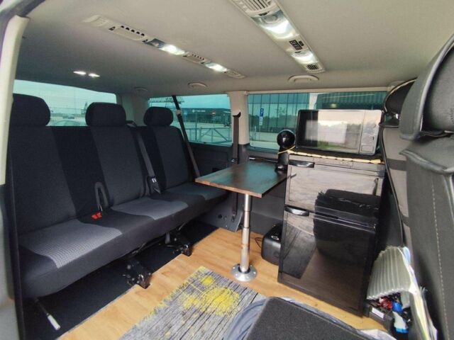 Коричневый Фольксваген Каравелла, объемом двигателя 2 л и пробегом 262 тыс. км за 10000 $, фото 19 на Automoto.ua