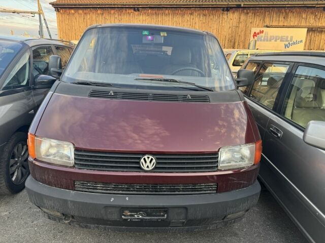 Красный Фольксваген Каравелла, объемом двигателя 2.5 л и пробегом 187 тыс. км за 3000 $, фото 12 на Automoto.ua