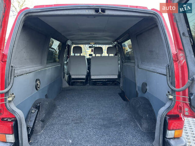 Червоний Фольксваген Каравелла, об'ємом двигуна 1.9 л та пробігом 320 тис. км за 4650 $, фото 8 на Automoto.ua