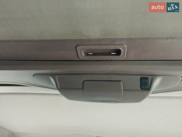 Красный Фольксваген Каравелла, объемом двигателя 2.46 л и пробегом 416 тыс. км за 7800 $, фото 15 на Automoto.ua