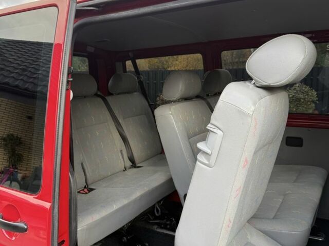 Фольксваген Каравелла 2006 в Луцке на Automoto.ua Красный Фольксваген Каравелла, объемом двигателя 1.9 л и пробегом 252 тыс. км за 8500 $, фото 4 на Automoto.ua