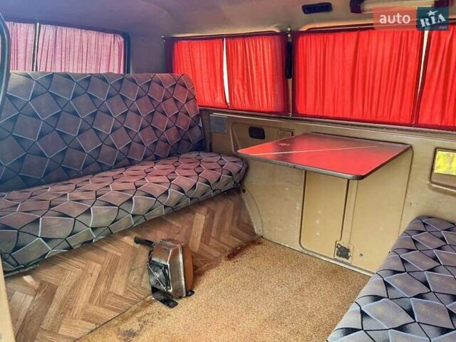 Фольксваген Каравелла 1988 у Києві на Automoto.ua Червоний Фольксваген Каравелла, об'ємом двигуна 1.9 л та пробігом 128 тис. км за 4000 $, фото 6 на Automoto.ua