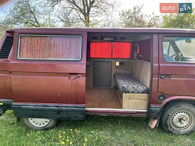 Фольксваген Каравелла 1988 у Києві на Automoto.ua Червоний Фольксваген Каравелла, об'ємом двигуна 1.9 л та пробігом 128 тис. км за 4000 $, фото 3 на Automoto.ua