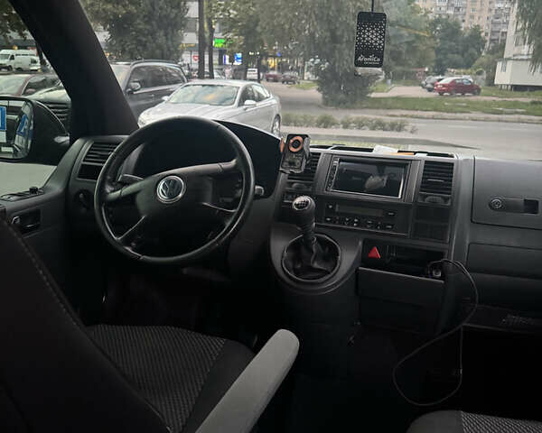 Фольксваген Каравелла, объемом двигателя 2.5 л и пробегом 276 тыс. км за 9800 $, фото 11 на Automoto.ua