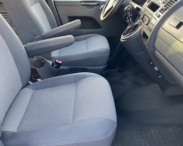 Фольксваген Каравелла, об'ємом двигуна 1.98 л та пробігом 350 тис. км за 15000 $, фото 3 на Automoto.ua