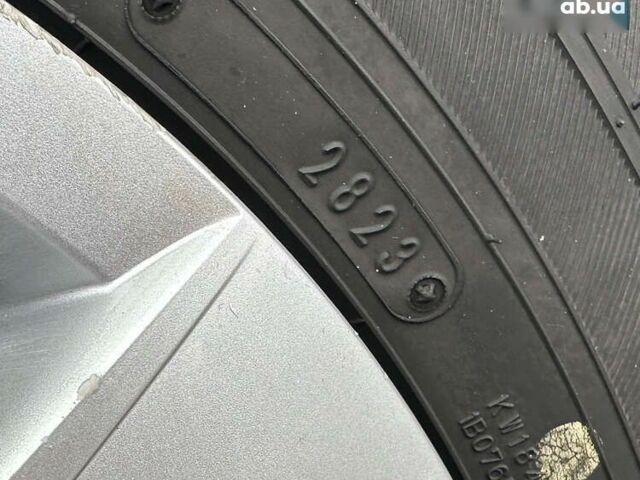 Фольксваген Каравелла, об'ємом двигуна 2 л та пробігом 159 тис. км за 32950 $, фото 29 на Automoto.ua