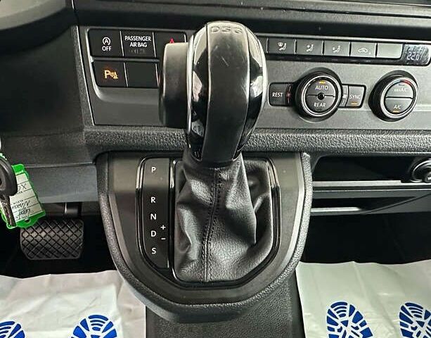 Фольксваген Каравелла, об'ємом двигуна 2 л та пробігом 159 тис. км за 32950 $, фото 13 на Automoto.ua