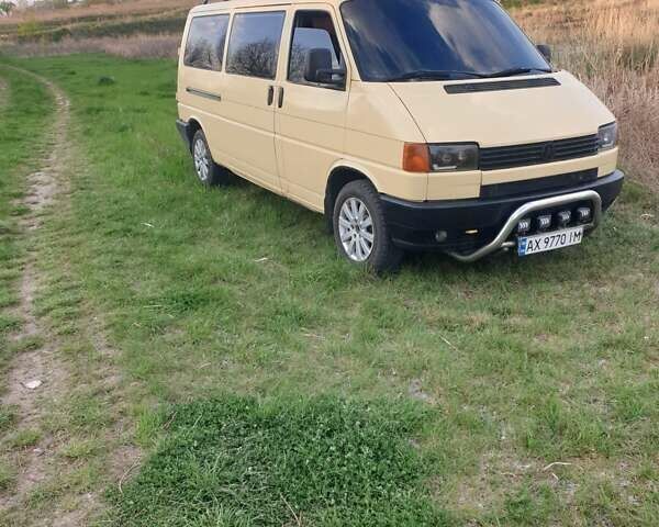 Фольксваген Каравелла 1992 в Шевченковом на Automoto.ua Желтый Фольксваген Каравелла, объемом двигателя 2.4 л и пробегом 312 тыс. км за 4000 $, фото 3 на Automoto.ua