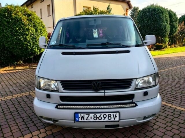 Серый Фольксваген Каравелла, объемом двигателя 2.5 л и пробегом 243 тыс. км за 2950 $, фото 3 на Automoto.ua