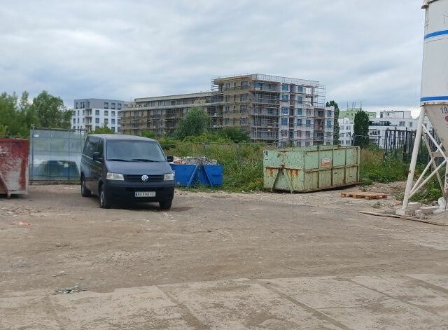 Сірий Фольксваген Каравелла, об'ємом двигуна 1.9 л та пробігом 216 тис. км за 13750 $, фото 1 на Automoto.ua