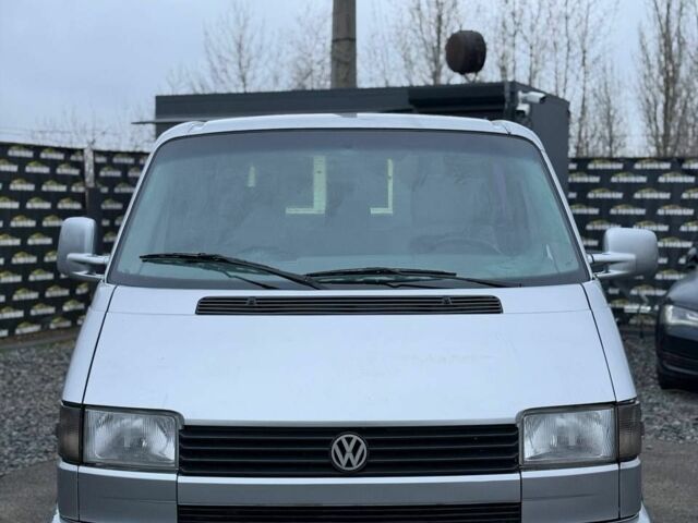 Серый Фольксваген Каравелла, объемом двигателя 0 л и пробегом 252 тыс. км за 2950 $, фото 2 на Automoto.ua