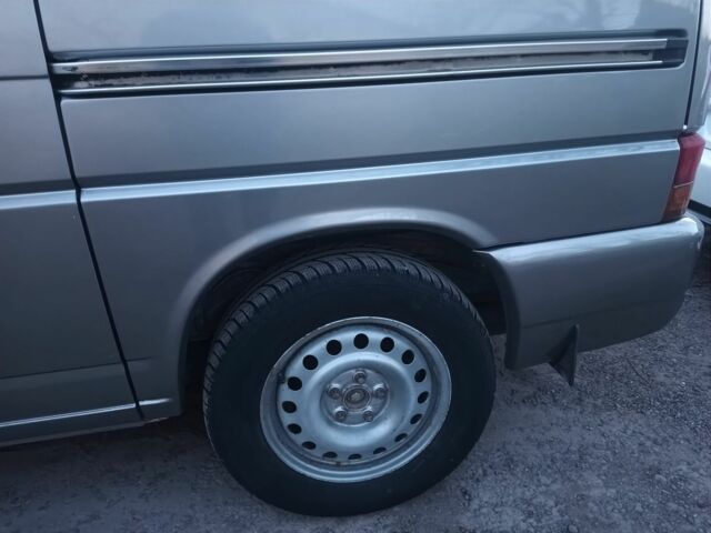 Серый Фольксваген Каравелла, объемом двигателя 2.8 л и пробегом 430 тыс. км за 8900 $, фото 10 на Automoto.ua