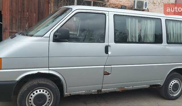 Серый Фольксваген Каравелла, объемом двигателя 1.9 л и пробегом 450 тыс. км за 4000 $, фото 3 на Automoto.ua