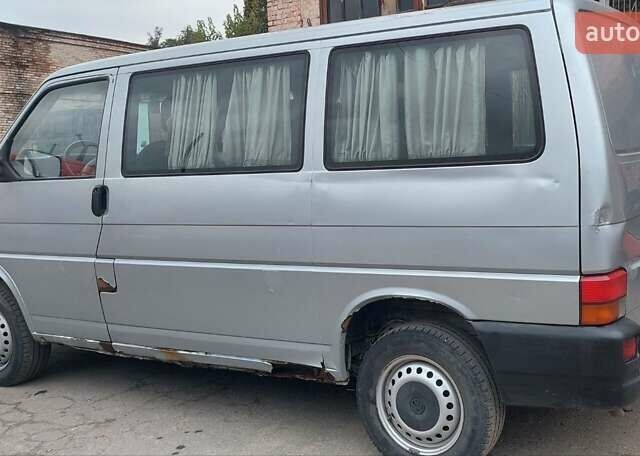 Серый Фольксваген Каравелла, объемом двигателя 1.9 л и пробегом 450 тыс. км за 4000 $, фото 4 на Automoto.ua