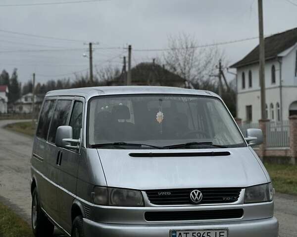 Серый Фольксваген Каравелла, объемом двигателя 2.5 л и пробегом 510 тыс. км за 9499 $, фото 5 на Automoto.ua