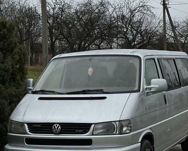 Серый Фольксваген Каравелла, объемом двигателя 2.5 л и пробегом 510 тыс. км за 9499 $, фото 6 на Automoto.ua