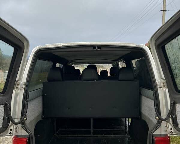 Серый Фольксваген Каравелла, объемом двигателя 2.5 л и пробегом 510 тыс. км за 9499 $, фото 30 на Automoto.ua