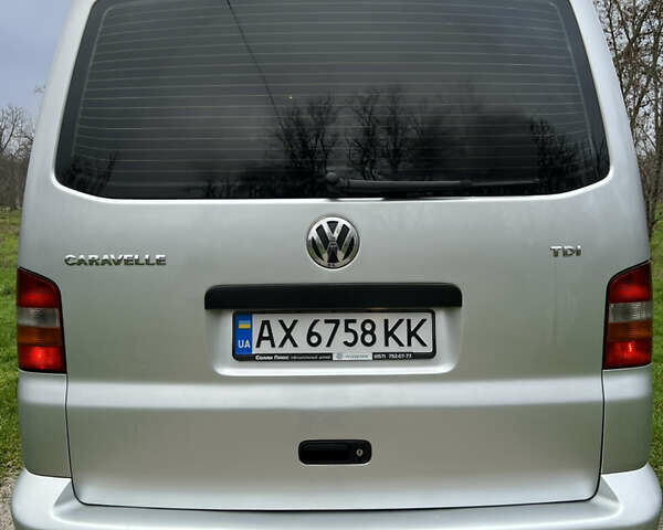 Сірий Фольксваген Каравелла, об'ємом двигуна 2.5 л та пробігом 414 тис. км за 13000 $, фото 11 на Automoto.ua
