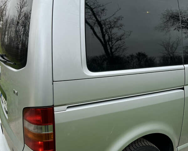 Сірий Фольксваген Каравелла, об'ємом двигуна 2.5 л та пробігом 414 тис. км за 13000 $, фото 18 на Automoto.ua