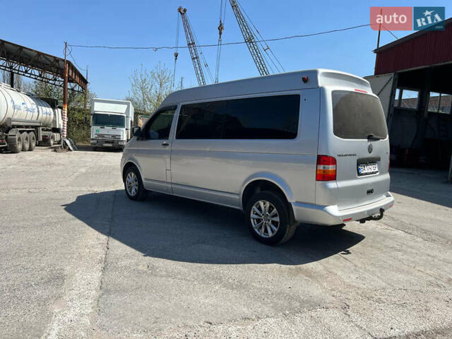 Серый Фольксваген Каравелла, объемом двигателя 2.5 л и пробегом 430 тыс. км за 9200 $, фото 12 на Automoto.ua