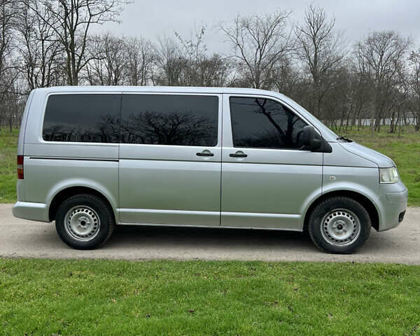 Сірий Фольксваген Каравелла, об'ємом двигуна 2.5 л та пробігом 414 тис. км за 13000 $, фото 20 на Automoto.ua