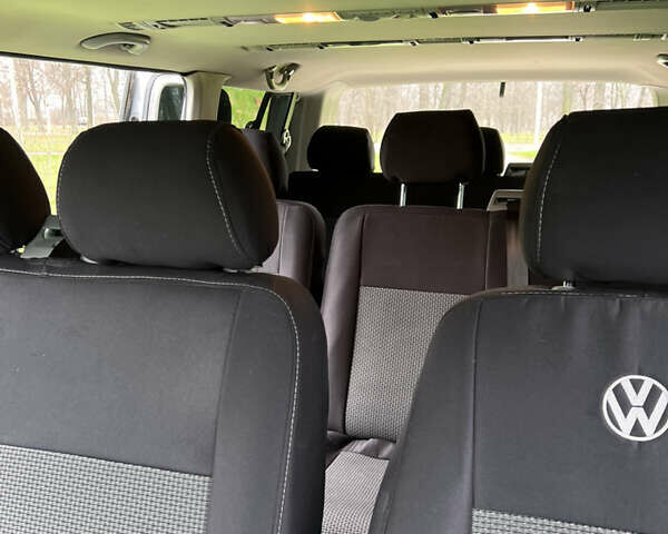 Сірий Фольксваген Каравелла, об'ємом двигуна 2.5 л та пробігом 414 тис. км за 13000 $, фото 37 на Automoto.ua