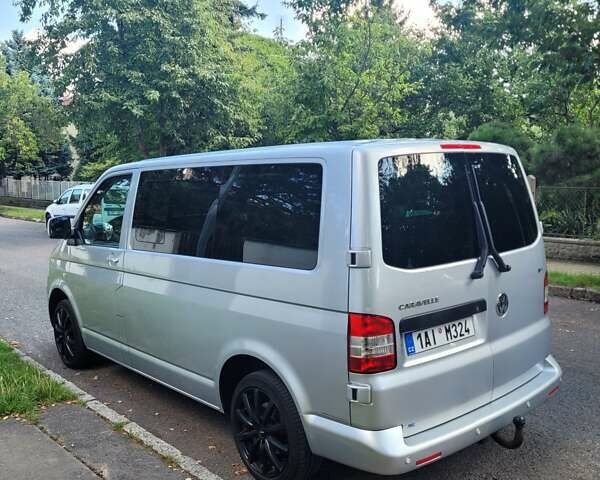 Сірий Фольксваген Каравелла, об'ємом двигуна 2.5 л та пробігом 300 тис. км за 10000 $, фото 8 на Automoto.ua