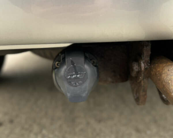 Сірий Фольксваген Каравелла, об'ємом двигуна 2.5 л та пробігом 414 тис. км за 13000 $, фото 12 на Automoto.ua