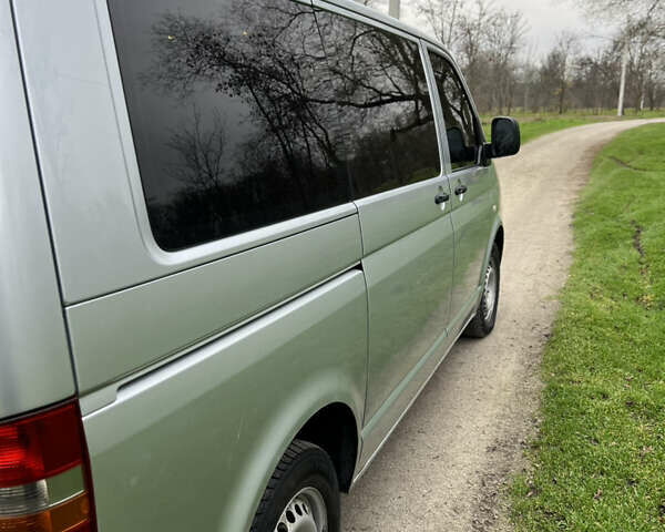 Сірий Фольксваген Каравелла, об'ємом двигуна 2.5 л та пробігом 414 тис. км за 13000 $, фото 19 на Automoto.ua