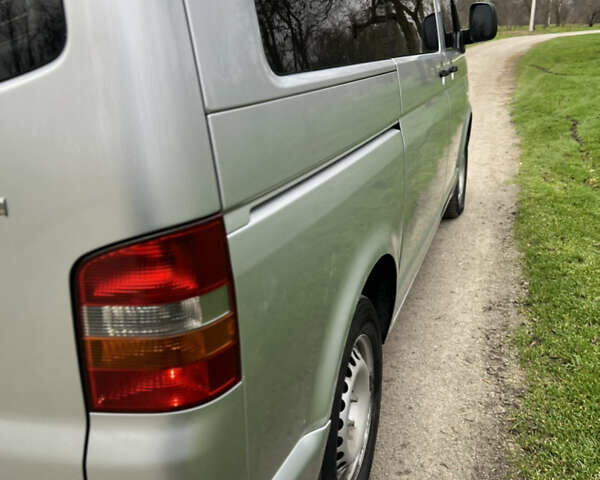 Сірий Фольксваген Каравелла, об'ємом двигуна 2.5 л та пробігом 414 тис. км за 13000 $, фото 16 на Automoto.ua