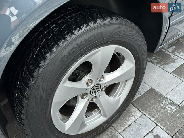 Серый Фольксваген Каравелла, объемом двигателя 2.46 л и пробегом 308 тыс. км за 12300 $, фото 41 на Automoto.ua