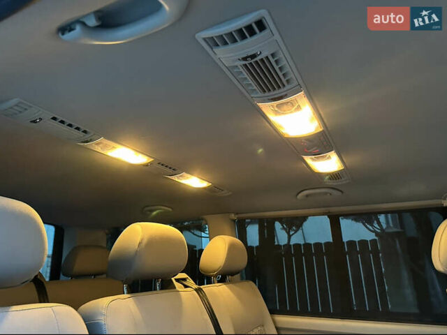 Серый Фольксваген Каравелла, объемом двигателя 2.46 л и пробегом 308 тыс. км за 12300 $, фото 44 на Automoto.ua