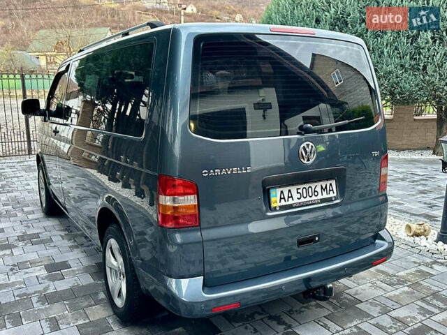 Серый Фольксваген Каравелла, объемом двигателя 2.46 л и пробегом 308 тыс. км за 12300 $, фото 15 на Automoto.ua