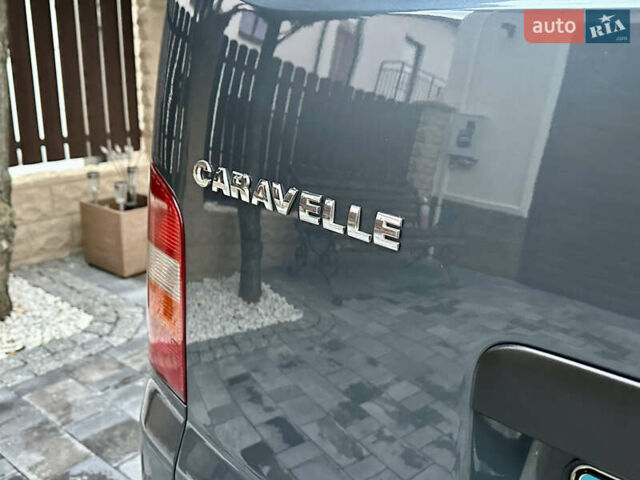 Серый Фольксваген Каравелла, объемом двигателя 2.46 л и пробегом 308 тыс. км за 12300 $, фото 40 на Automoto.ua