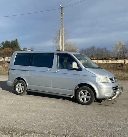 Серый Фольксваген Каравелла, объемом двигателя 1.9 л и пробегом 308 тыс. км за 12800 $, фото 4 на Automoto.ua