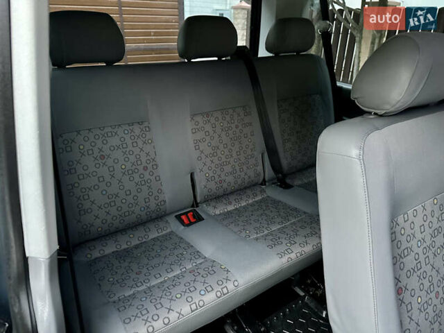 Серый Фольксваген Каравелла, объемом двигателя 2.46 л и пробегом 308 тыс. км за 12300 $, фото 32 на Automoto.ua